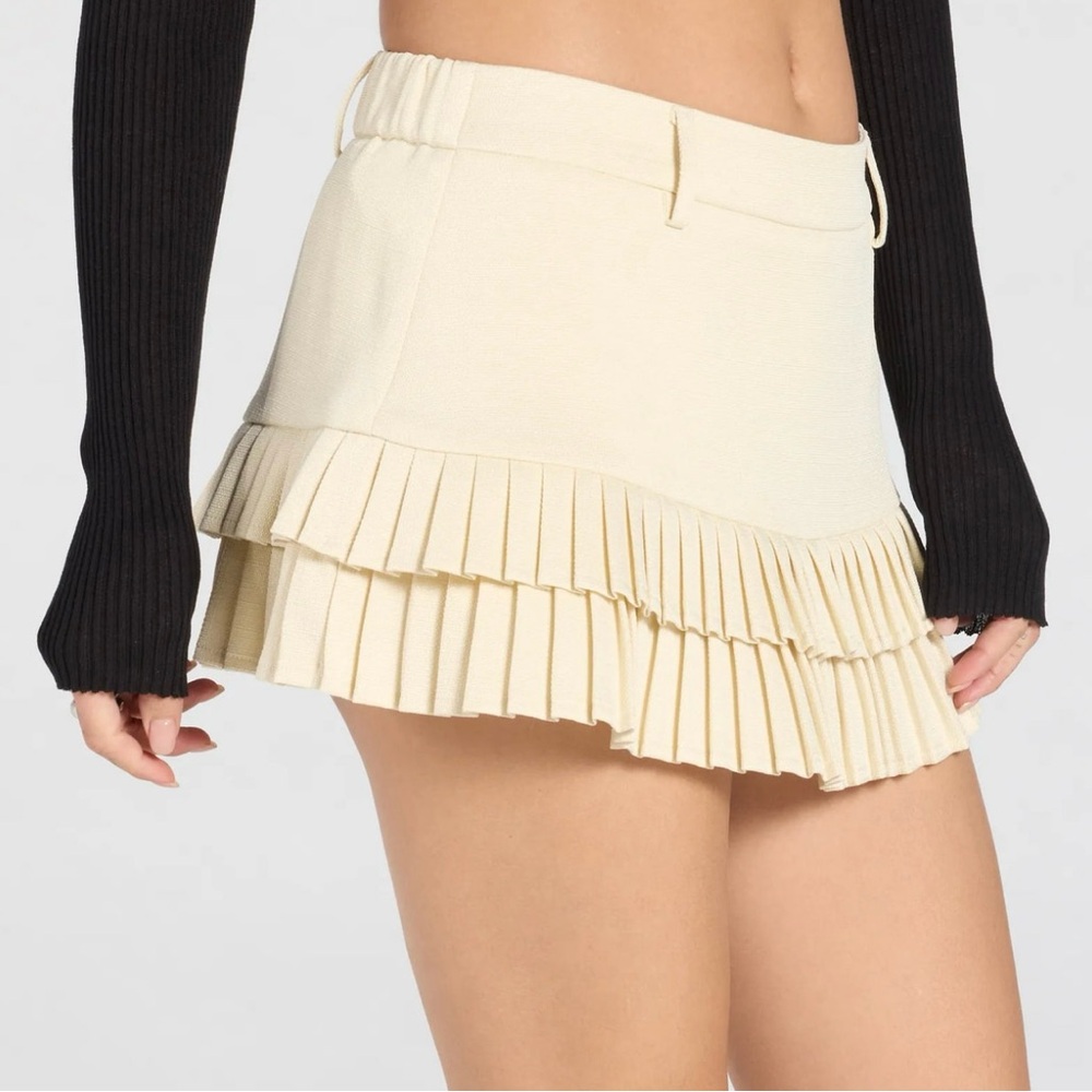 Windsor Cream Pleated Mini Skirt